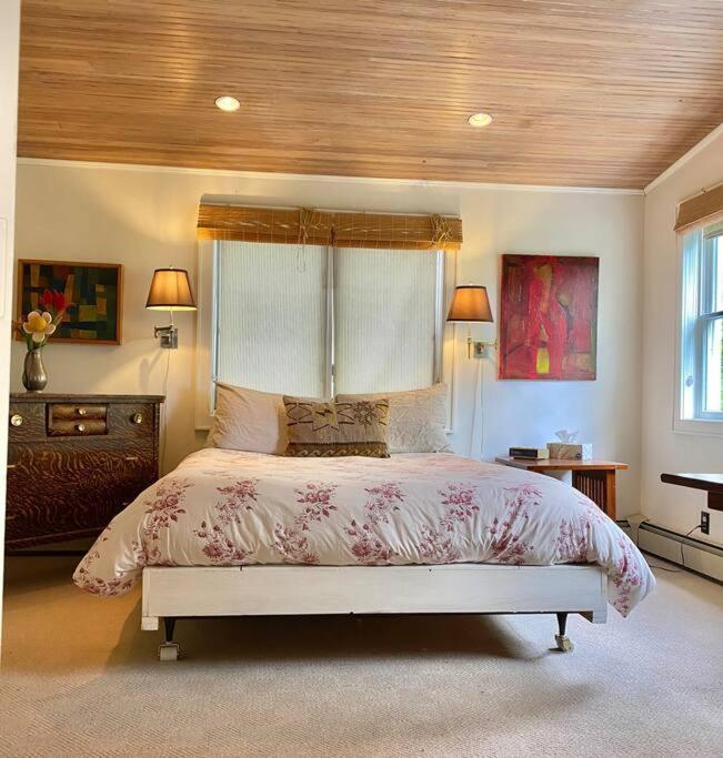 The Farmhouse Suite At Barn & Bike Red Hook Exterior foto